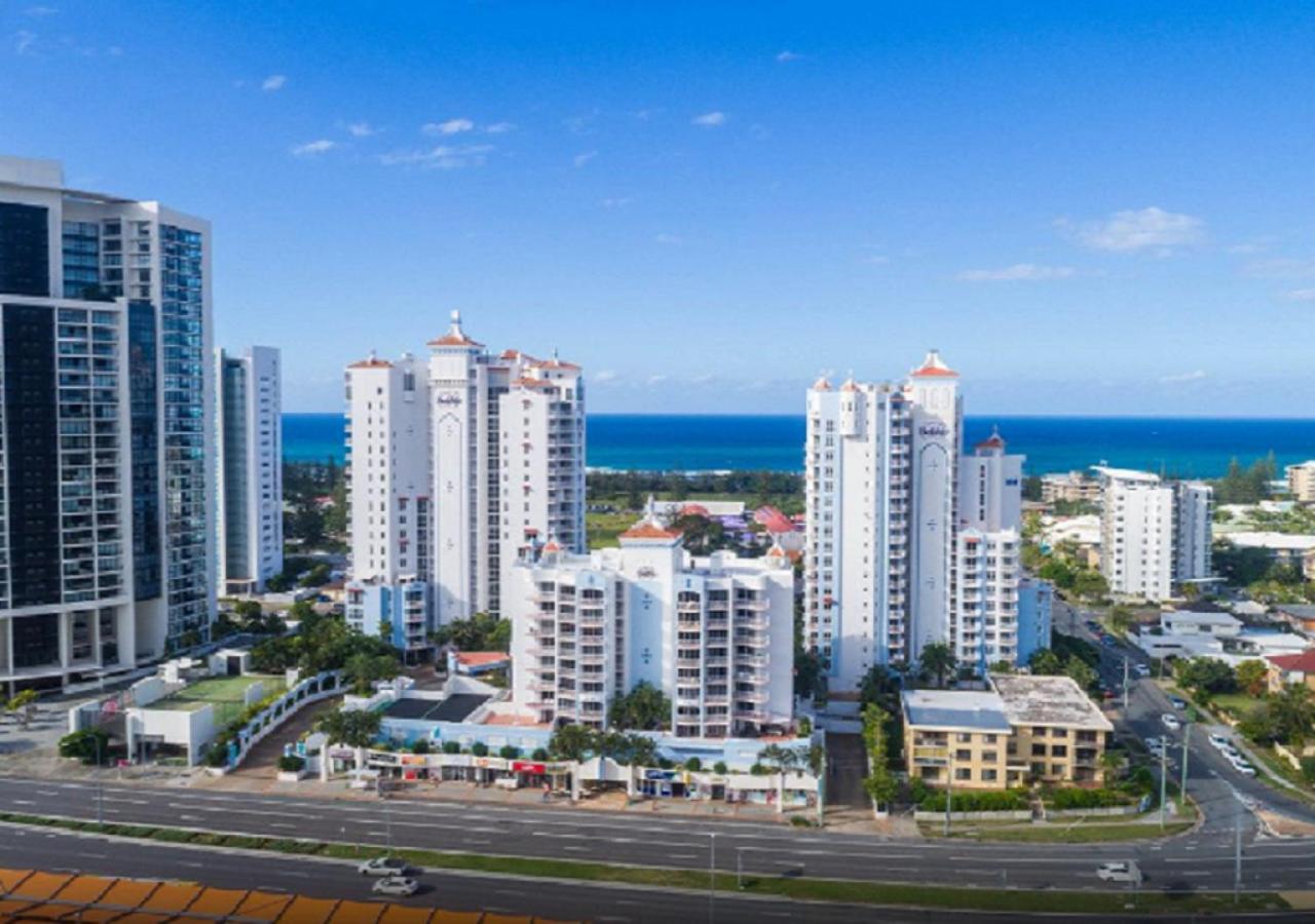 Location Location Location - Broadbeach :) ゴールドコースト エクステリア 写真
